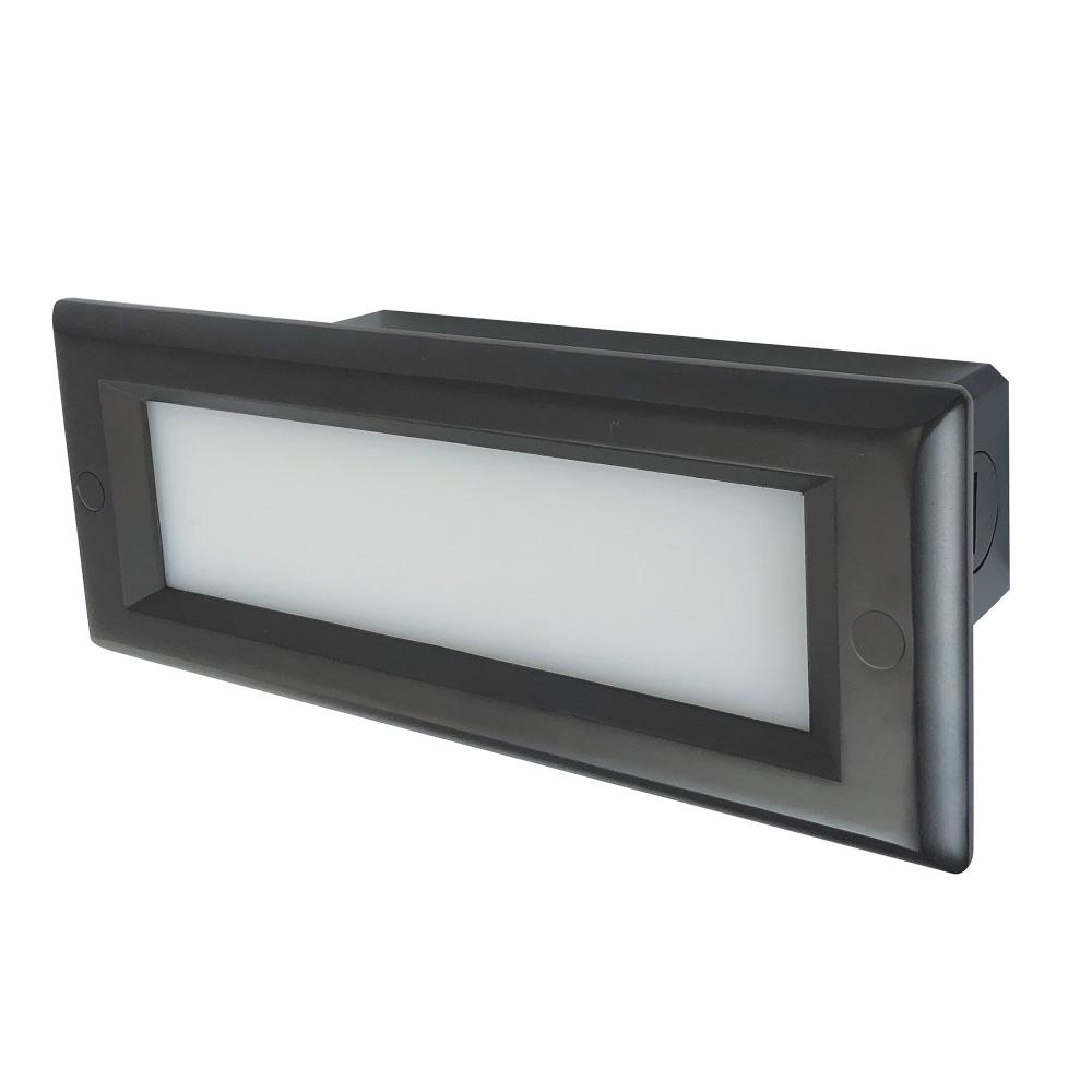 Brick Die-Cast LED Step Light w/ Frosted Lens Face Plate, 146lm / 4.6W, 3000K, Bronze Finish